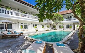 Akaya Bali